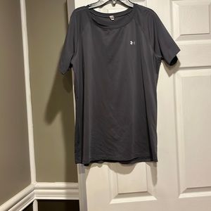 Mens under armor T-shirt